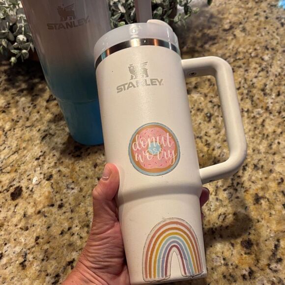 Stanley Blue and White 30oz Travel Tumbler with Handle bundle - Picture 2 of 14